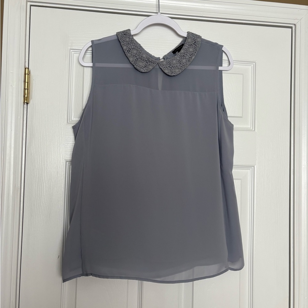 Ann Taylor Blue Gray Sleeveless Blouse with Textured Collar